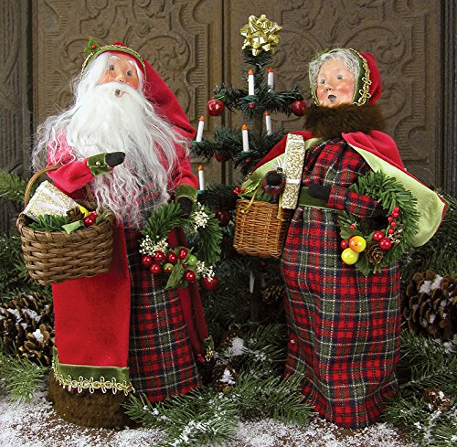 Byers Choice – English Country Santa and Mrs Claus – Christmas Decorations – 2 Piece Set