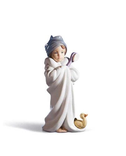 Lladró Bundled Bather Figurine