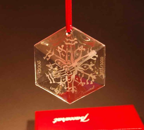 Baccarat Crystal 2005 Unicef Chrstmas Snowflake Ornment