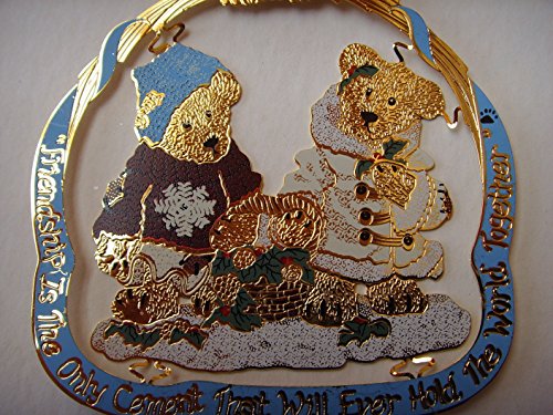 Edmund & Bailey Gathering Holly 3″ Collectible Christmas Ornament