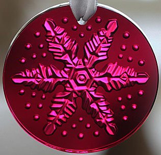 Lalique 2013 Annual Crystal Christmas Ornament – Red