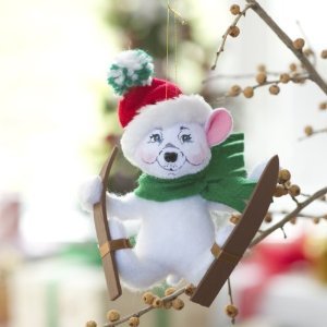 Annalee 4″ Bearly Skiing Ornament