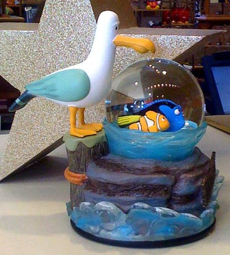 Disney Finding Nemo Seagull Mine Snowglobe