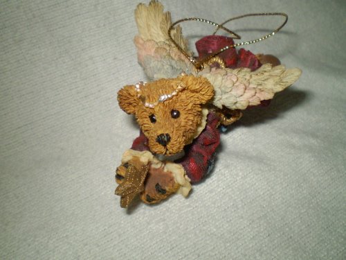 Boyds Bears & Friends – Hope … The Angel Bear With Wreath – Style # 2501