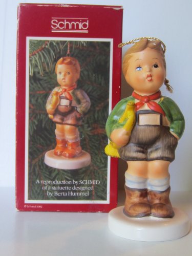 “Hark the Herald” Christmas Figurine First Edition 1983 – Berta Hummel
