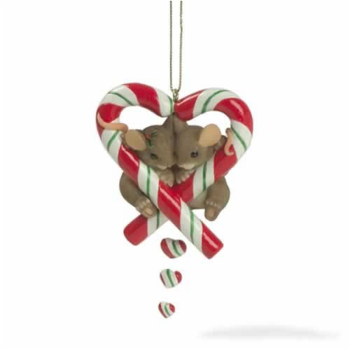 Charming Tails Holiday Sweetheart Ornament