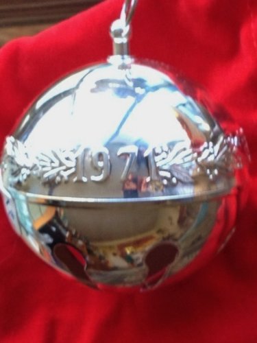 Wallace Limited Edition Annaul Sleigh Bell 25th Year