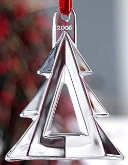 Orrefors Crystal 2006 Annual Christmas Tree Ornament