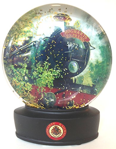 Wizarding World of Harry Potter : Hogwarts Express Train Glass Snow Globe