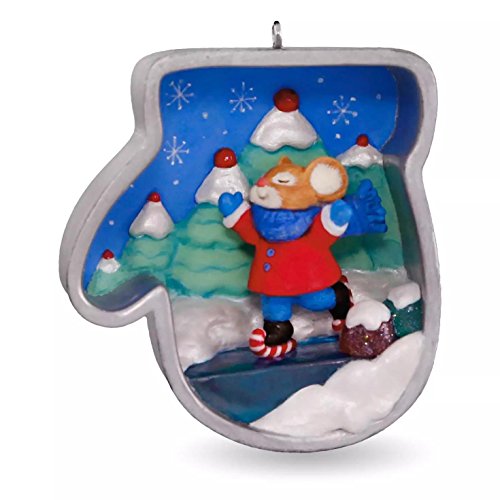 Hallmark 2016 Christmas Ornaments Cookie Cutter Christmas Ice Skating Mouse Ornament