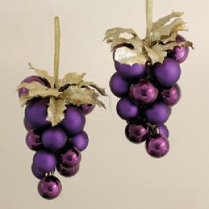 Kurt Adler Shatterproof Purple Grape Cluster