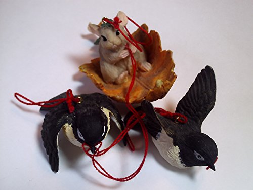 Charming Tails Mice in a Leaf Sleigh Ornament