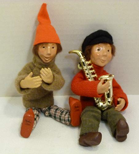 Byers’ Choice Kindles Set of Two Bendable Boy Figurines – Musical Horn and Red Christmas Hat