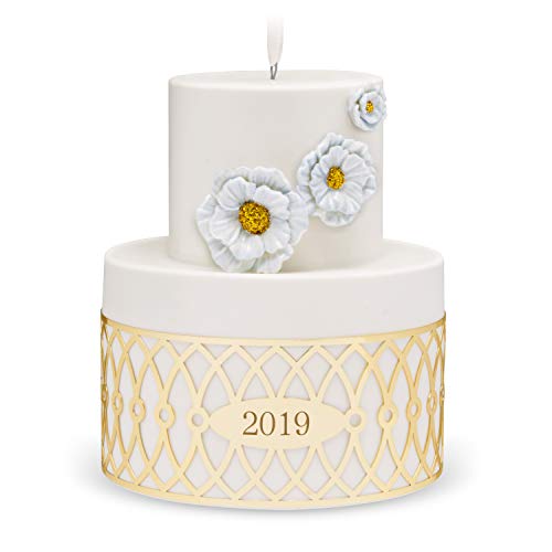 Hallmark Keepsake 2019 Year Dated Wedding Cake “I Do” Porcelain and Metal Ornament